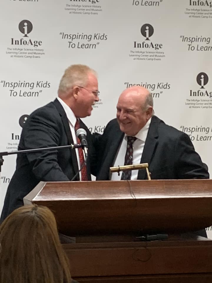 ia_woh_22_HenryMuller-Inductee-Eddie-Bair